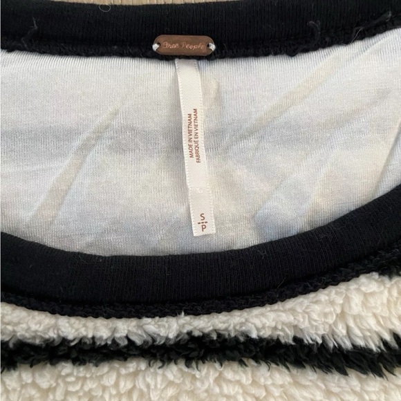 Free People Breton Stripe Sherpa Cropped Pullover Sweater Sz Small *E4 - Picture 6 of 6